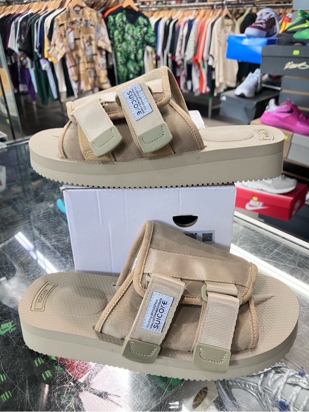 Women’s Suicoke Kaw-VS Beige Size 8